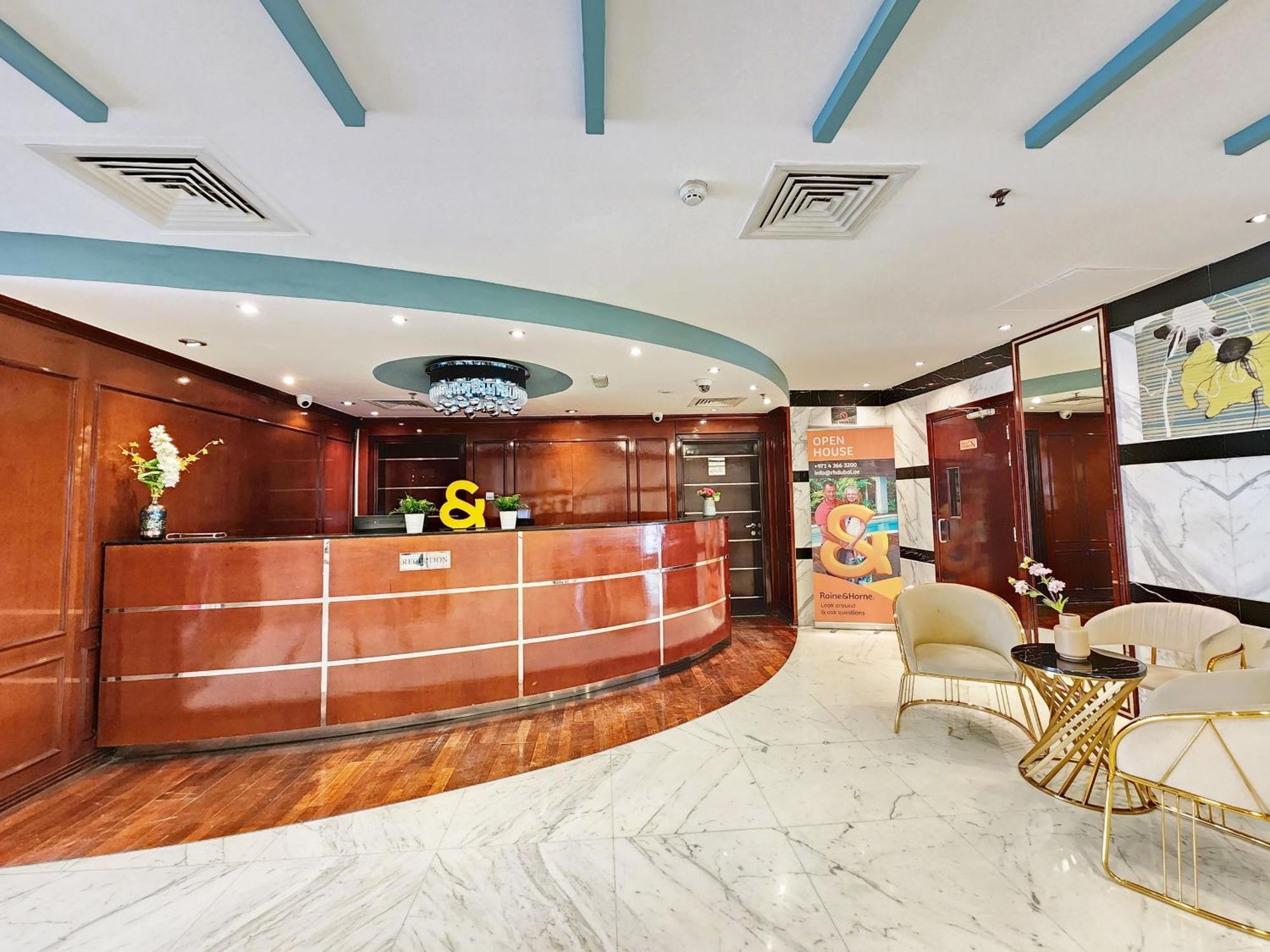 Apartment Rh- Huge, Comfortable 01 Bedroom In Barsha1 *